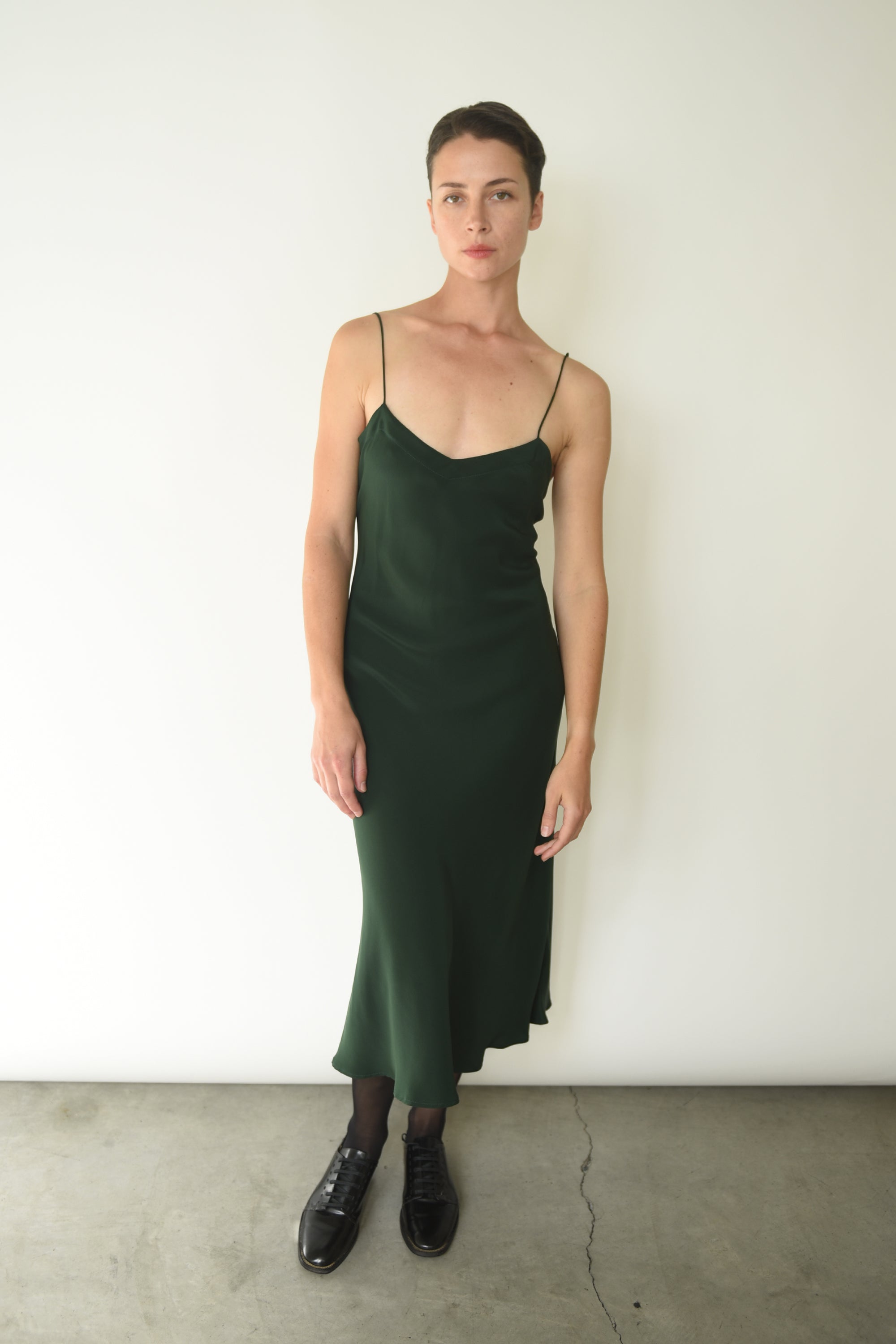 V-Neck Midi Slip - Dark Green Xs / Dark Green V-Neck Midi Slip - Dark Green Xs / Dark Green