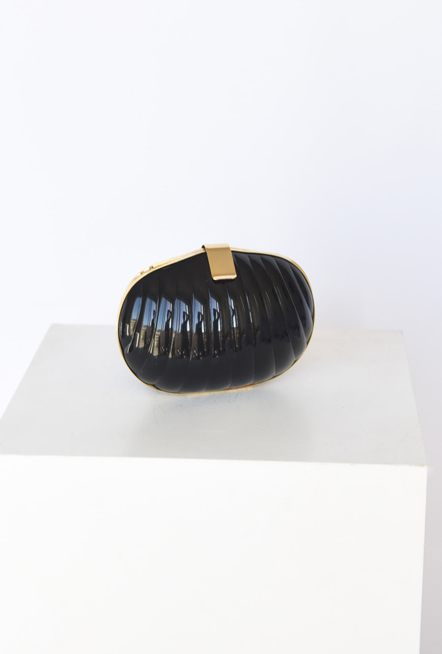 Vintage Deco Shell Clutch