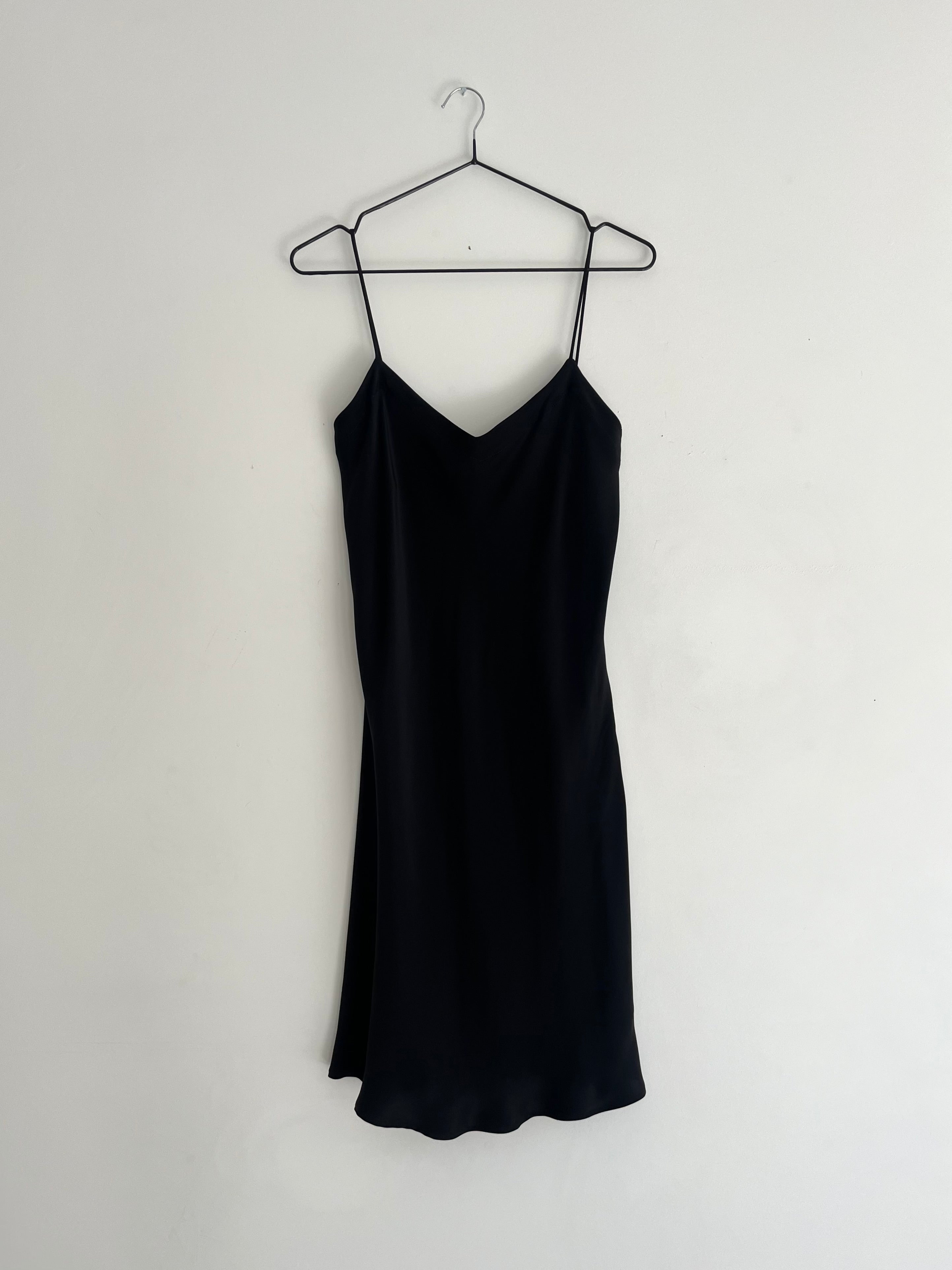 Kamperett V Neck Mini