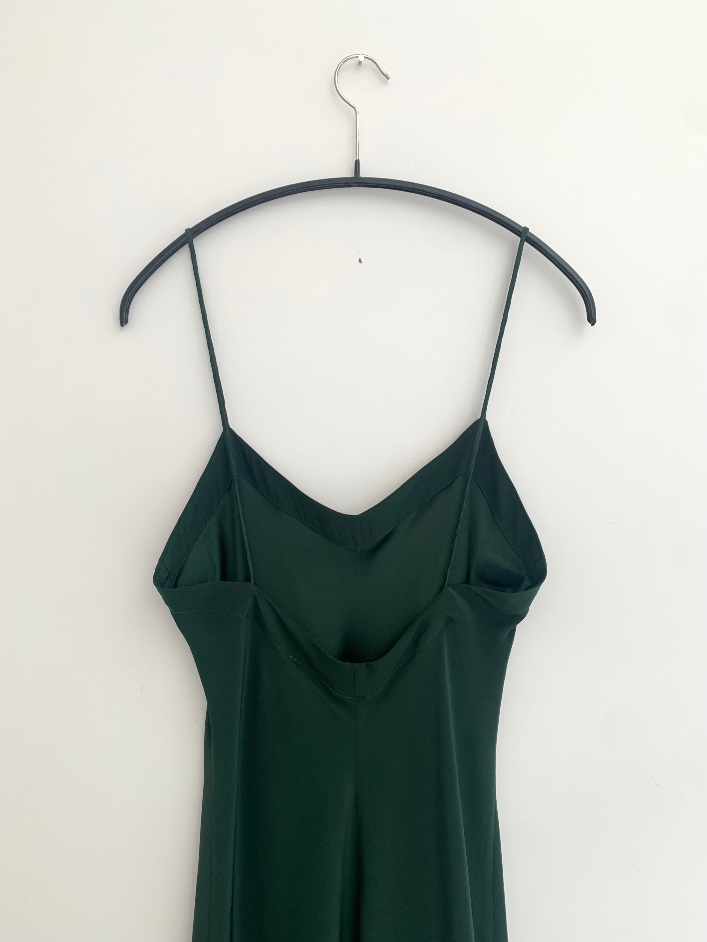 V-Neck Midi Slip - Dark Green Xs / Dark Green V-Neck Midi Slip - Dark Green Xs / Dark Green