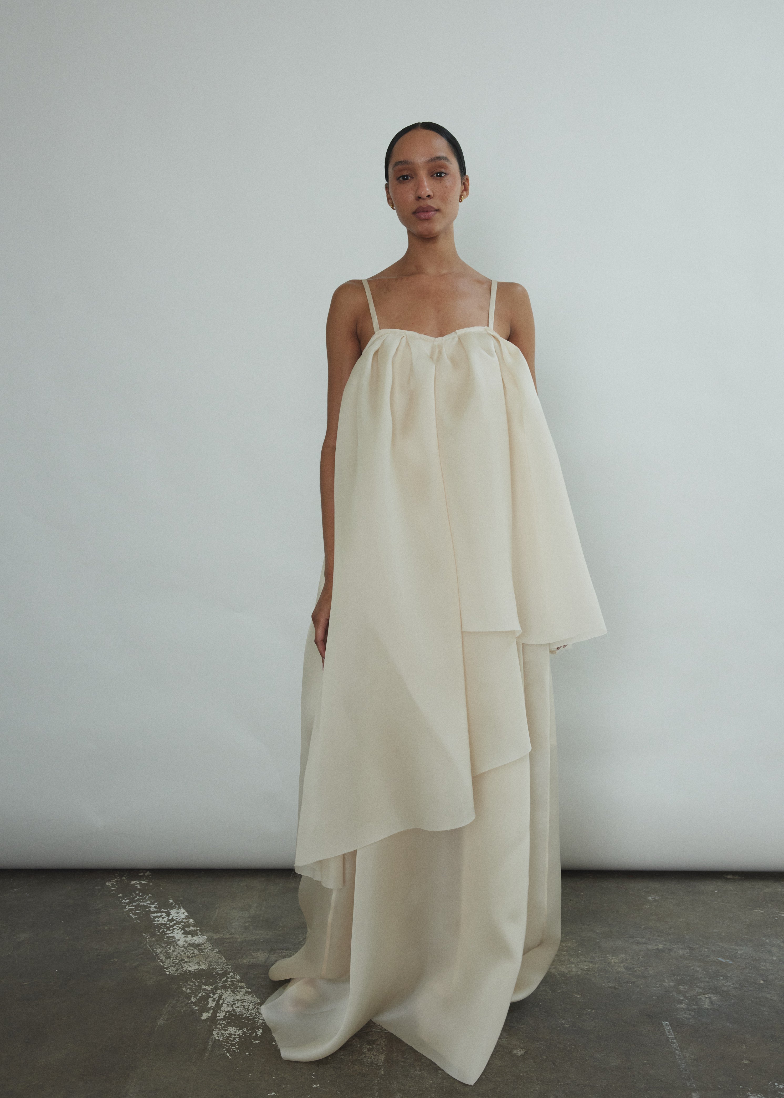 Kamperett Tissot Gown