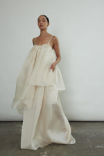 Kamperett Tissot Gown