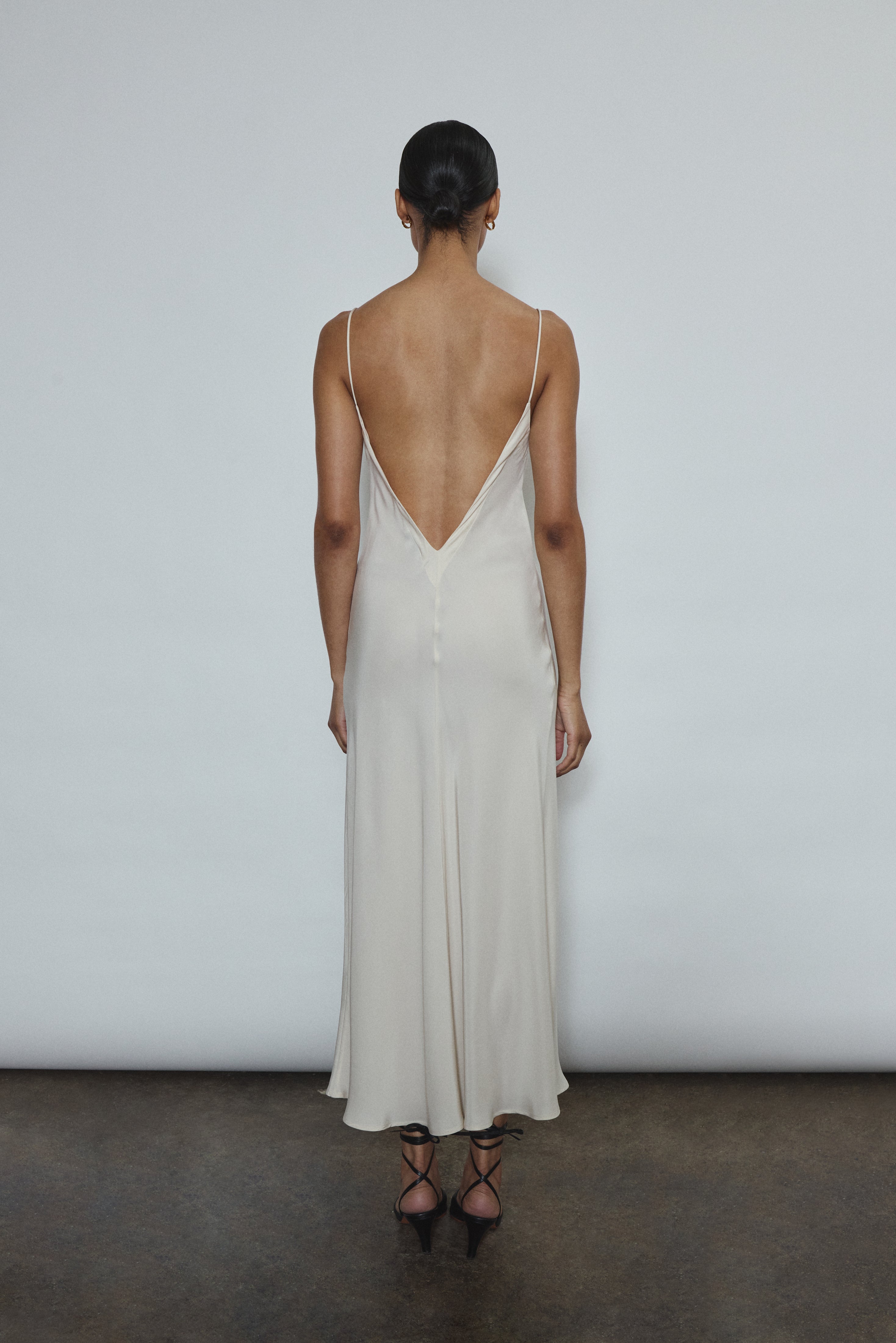 Midi Slip - Ivory Kamperett Midi Slip - Ivory Kamperett