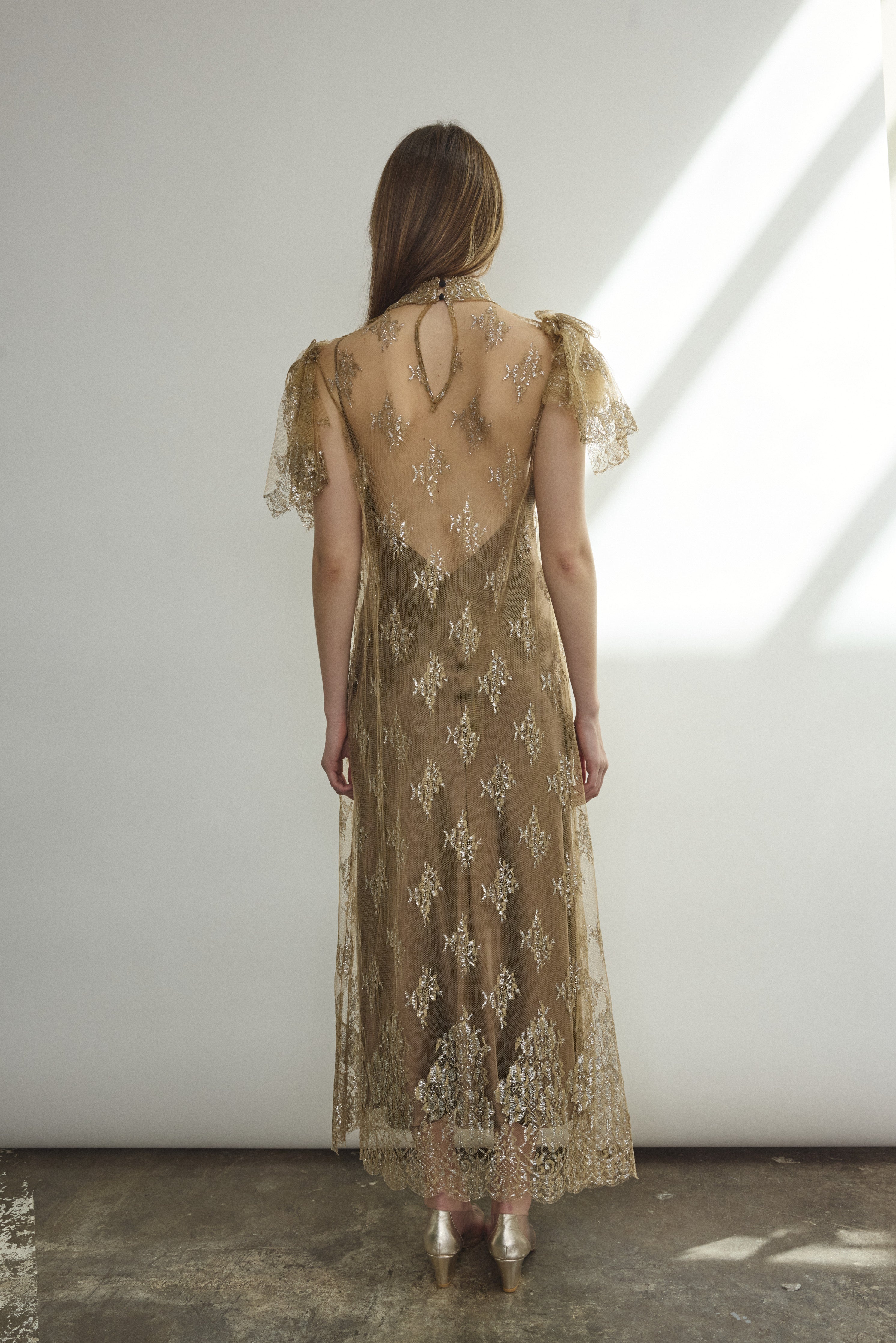 Moony Lace Gown - Mink L / Mink Moony Lace Gown - Mink L / Mink