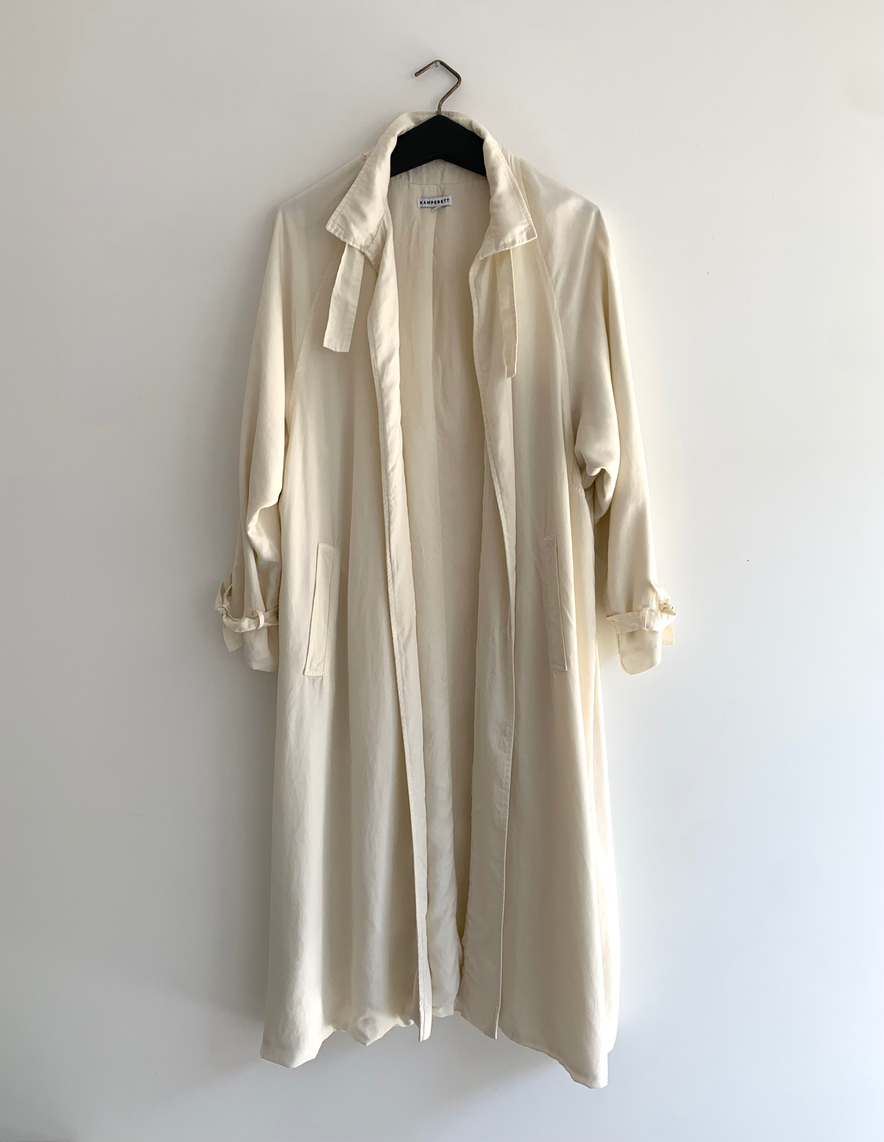 KAMPERETT Lore Trench Coat Cream