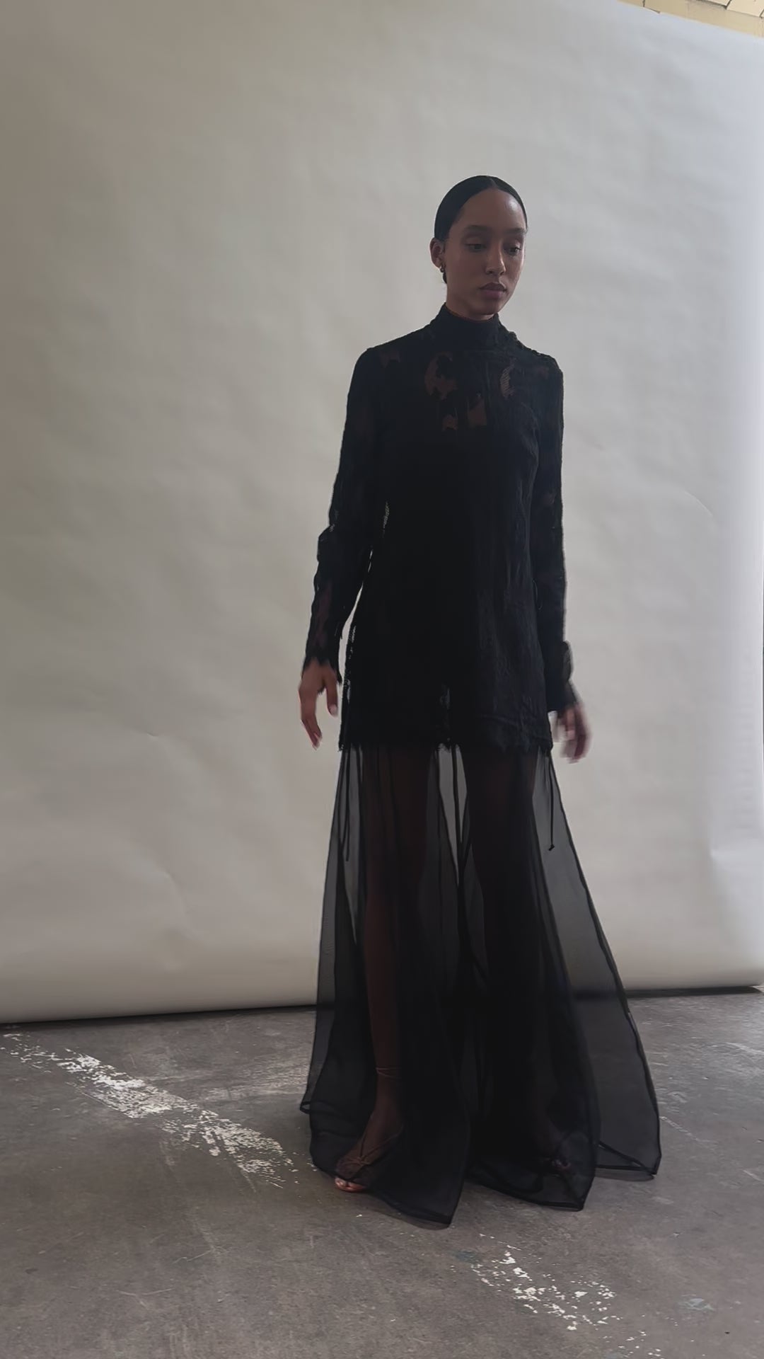 Isabella Tunic - Black Lace – Kamperett