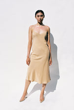 KAMPERETT V-Neck Midi Slip