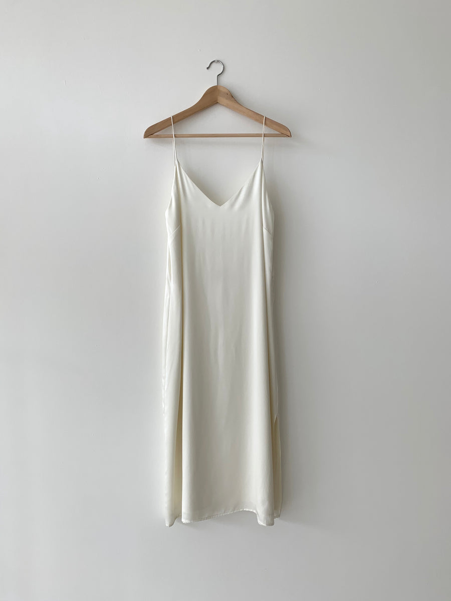 Tailored Ivory Slitted Slip Dress – Plan de Ville