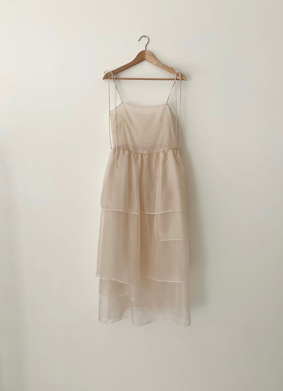 Kamperett Laurence Tiered Silk Organza Midi Dress | White Pearl Edge
