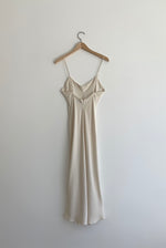 KAMPERETT | V-NECK MIDI SILK SLIP | IVORY