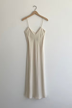 KAMPERETT | V-NECK MIDI SILK SLIP | IVORY