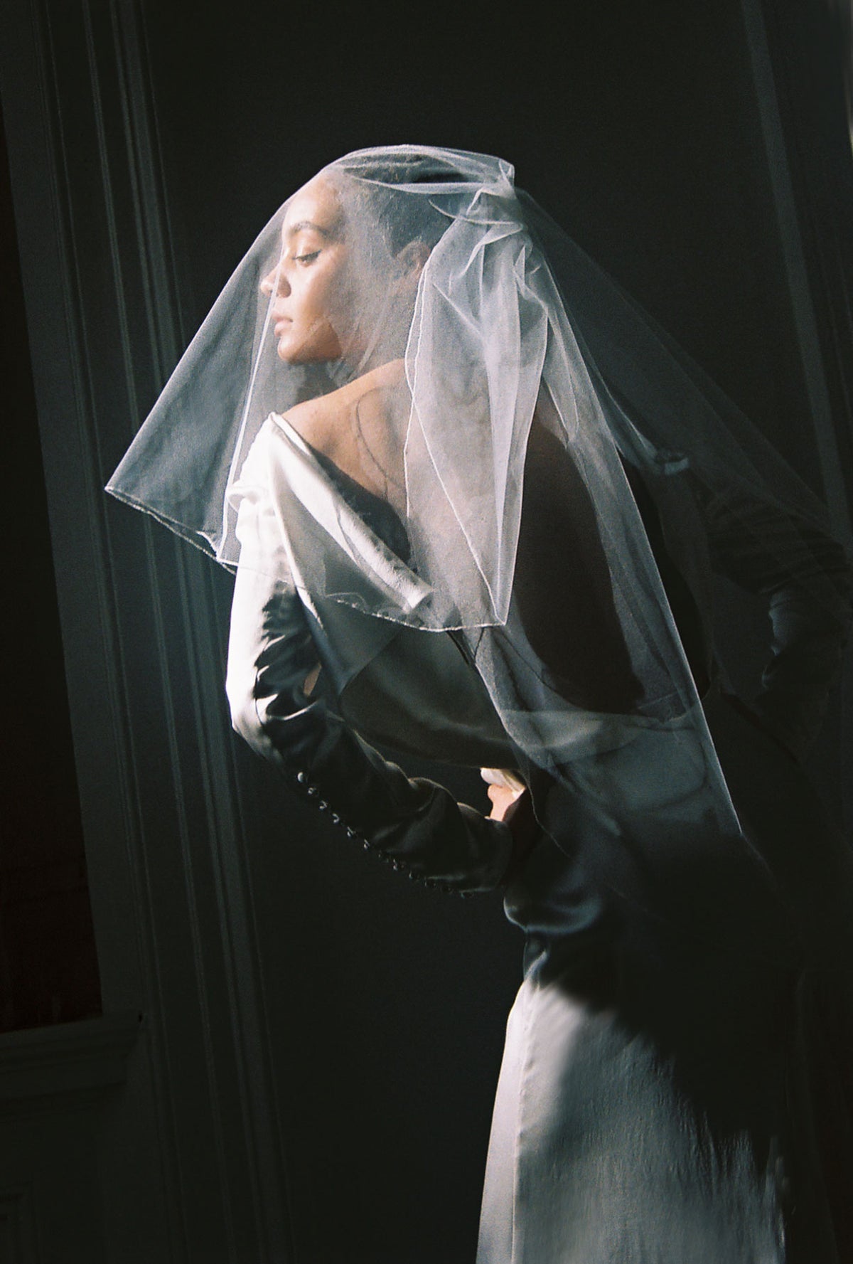 Kamperett Bridal Short Blusher Veil Point D main image 4